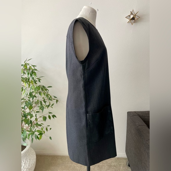 J.Crew sleeveless dress. Faux leather pockets. Dark grey size 8 - Picture 4 of 15